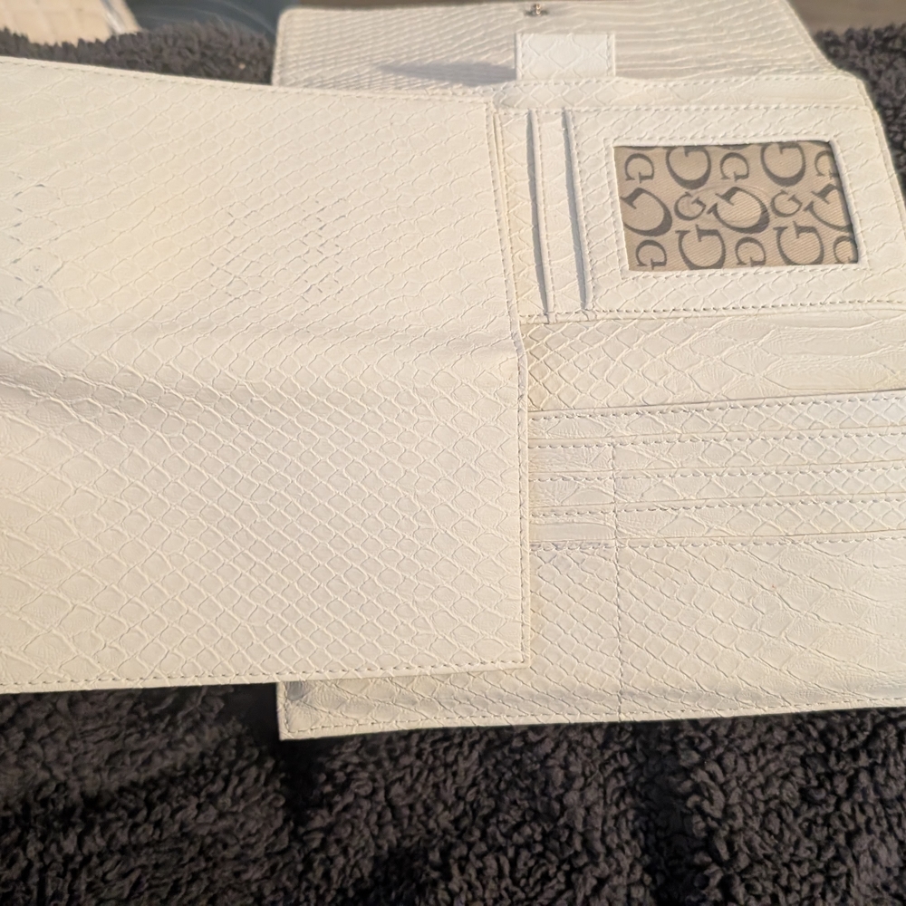 Cream Croco-Embossed Wallet by Guess - Picture 6 of 8